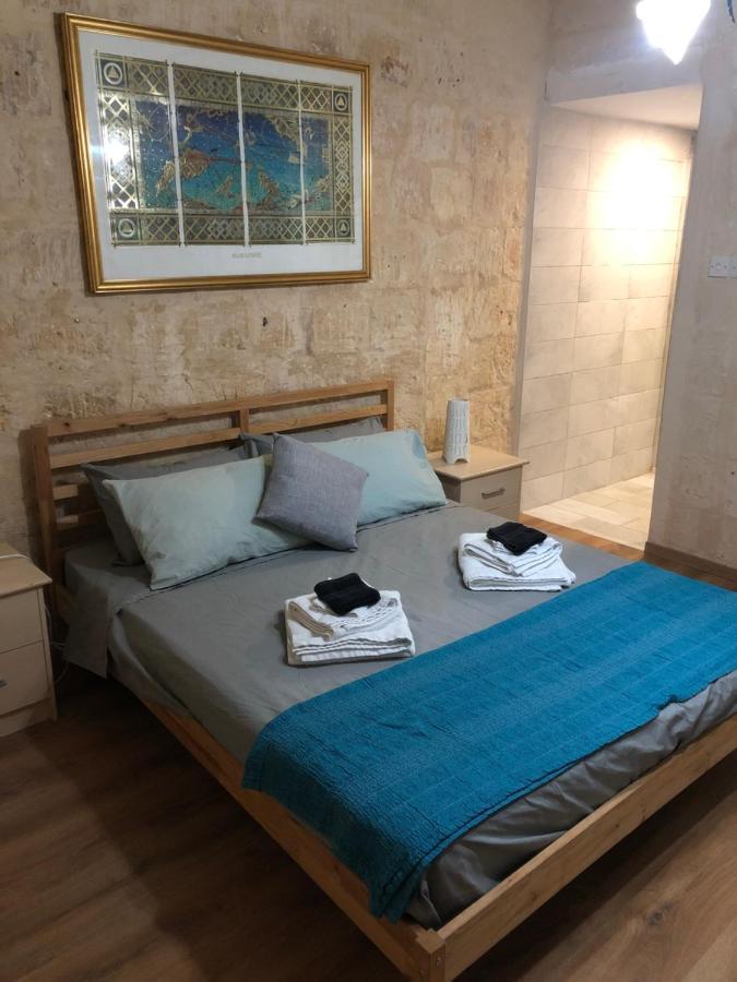 Floriana Cosy Townhouse Daire Dış mekan fotoğraf