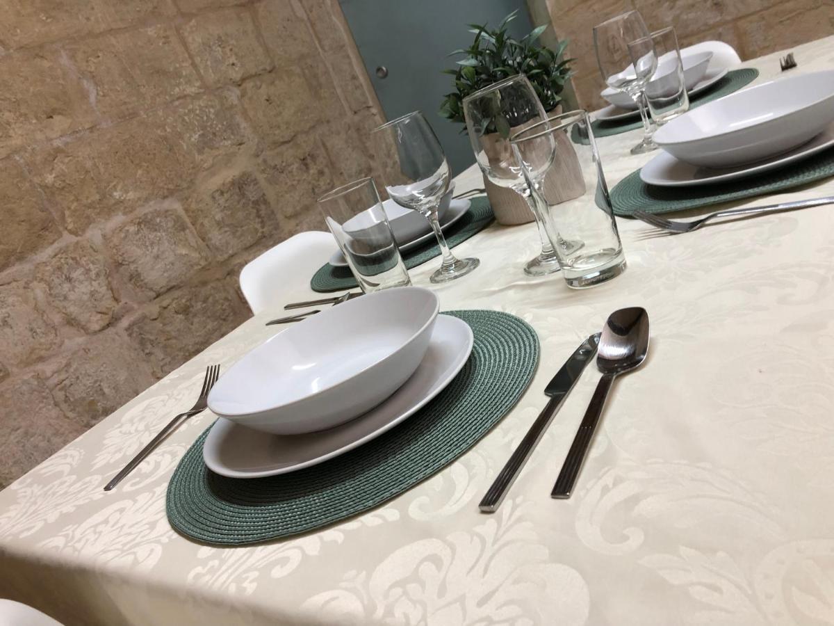 Floriana Cosy Townhouse Daire Dış mekan fotoğraf