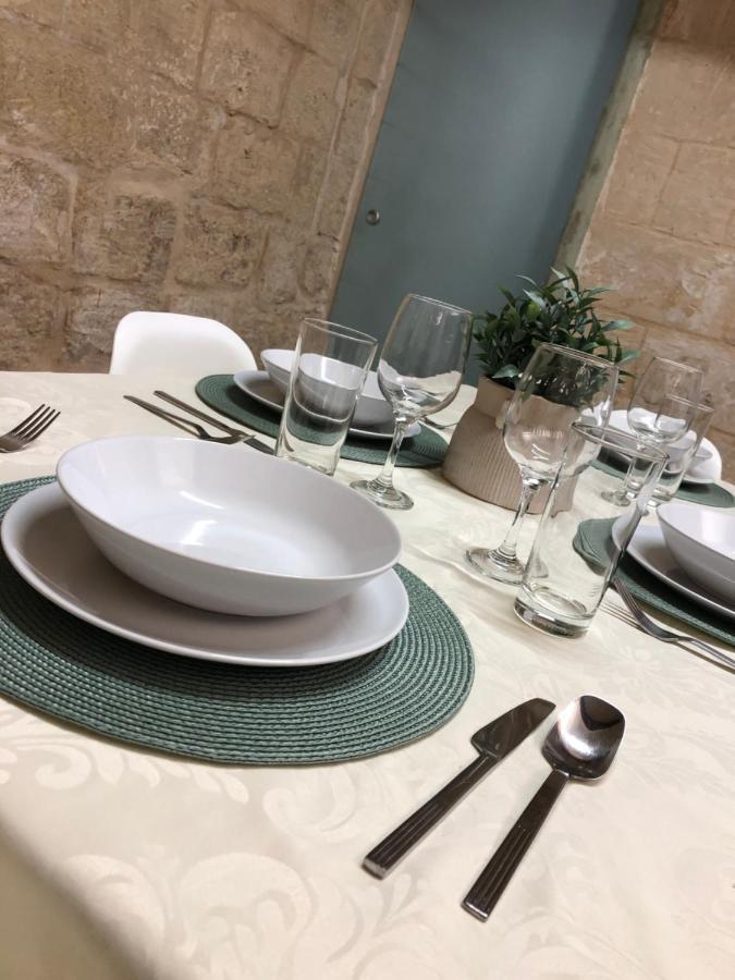 Floriana Cosy Townhouse Daire Dış mekan fotoğraf